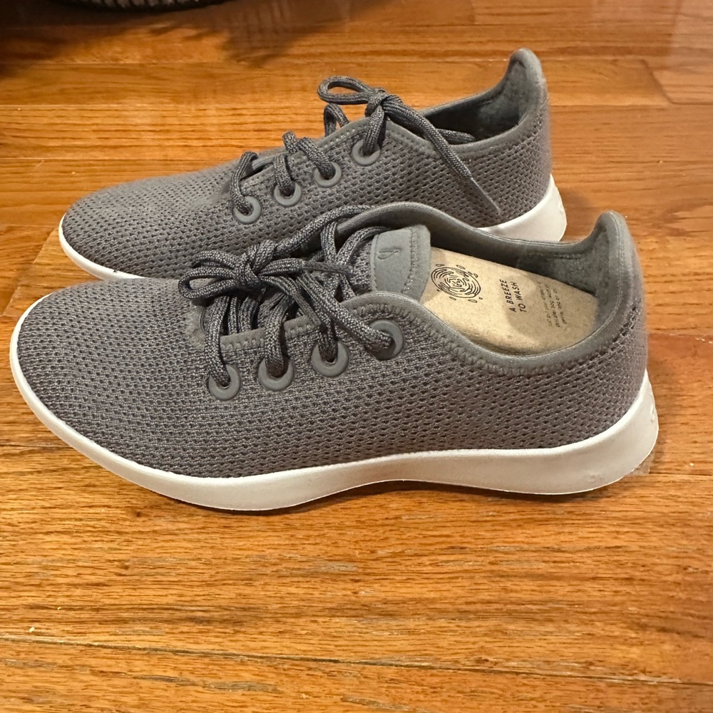 Allbirds Tree Runners in Mist - Picture 8 of 11